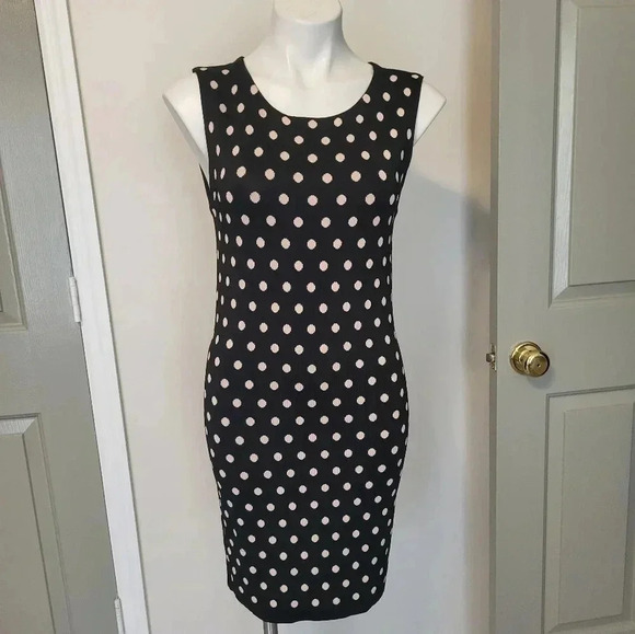 Alice & Olivia(Revolve)Martha Polka Dots Mini Dress(M) - Picture 2 of 8